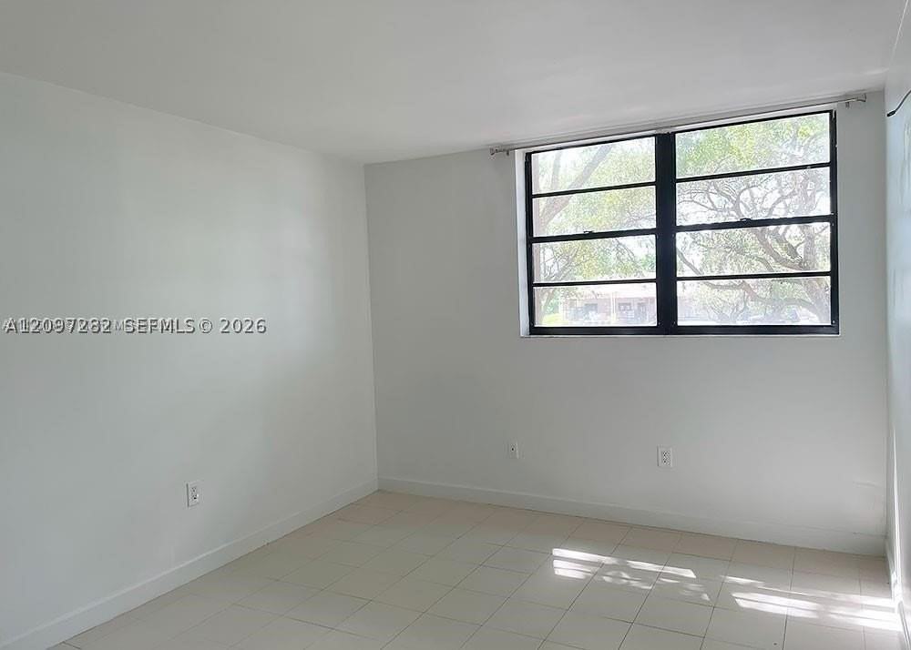 3611 Sw 117th Ave #10-206 - Photo 5 of 10