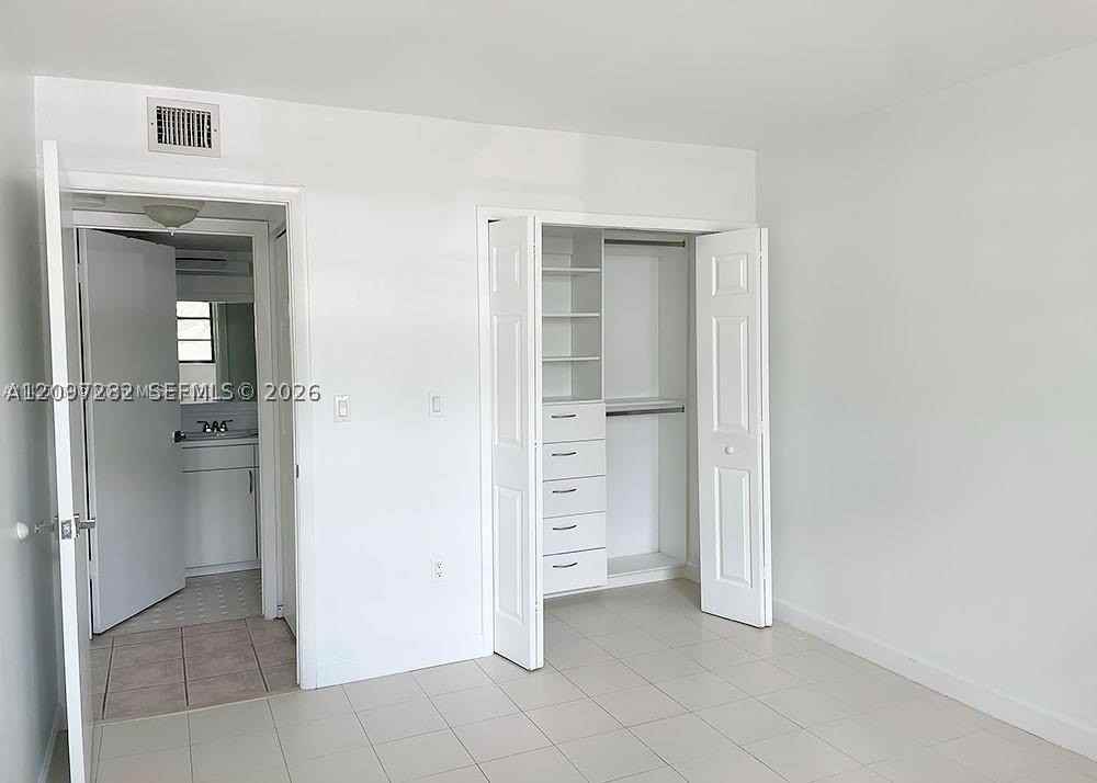 3611 Sw 117th Ave #10-206 - Photo 6 of 10