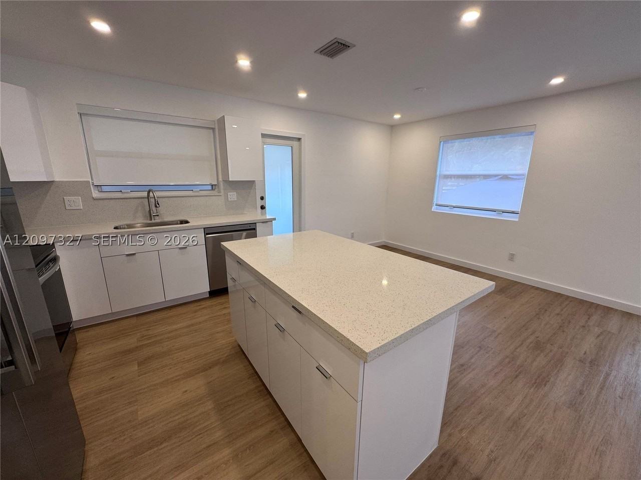 352 Sw 17th Rd #352 - Photo 6 of 22