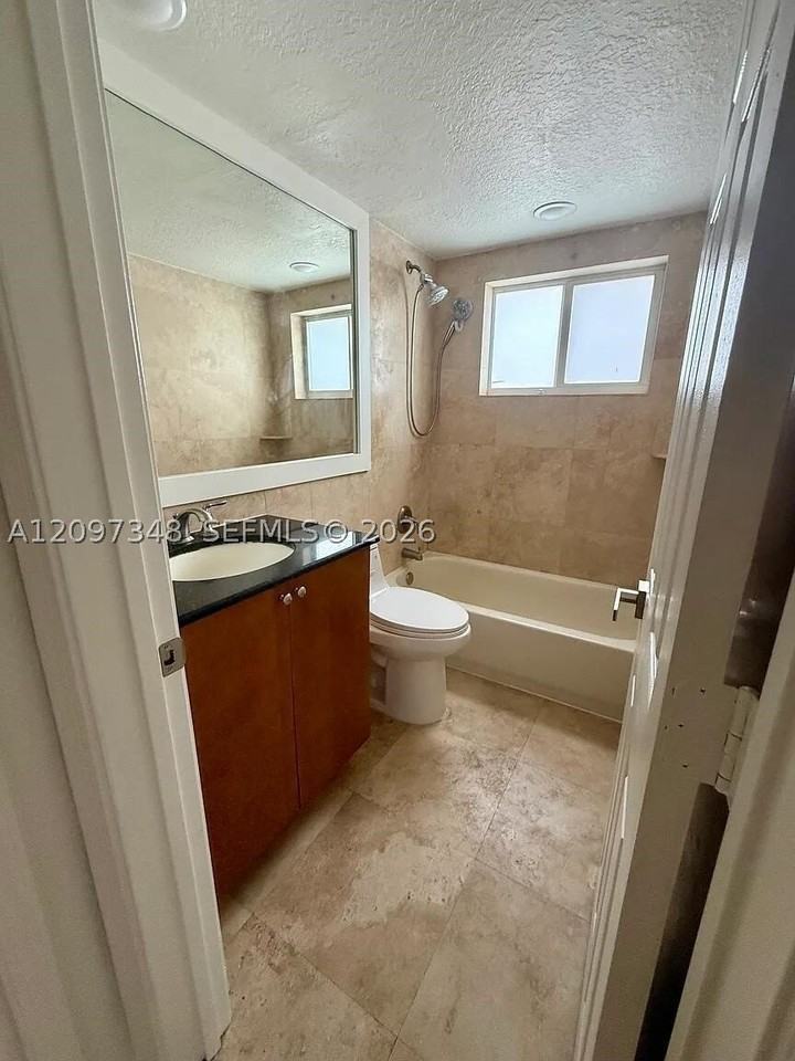 1353 Holly Heights Dr #3 - Photo 3 of 12