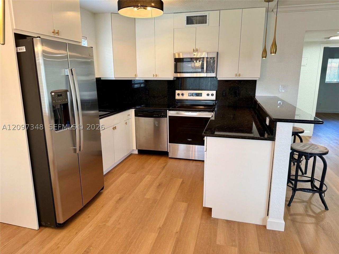 1353 Holly Heights Dr #3 - Photo 6 of 12