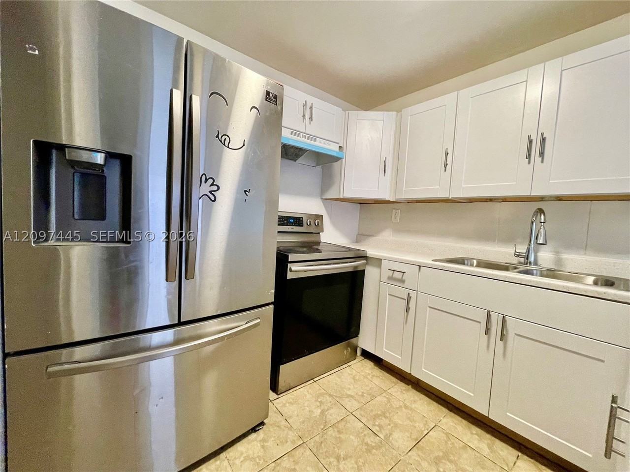 2621 Riverland Dr #B - Photo 2 of 10
