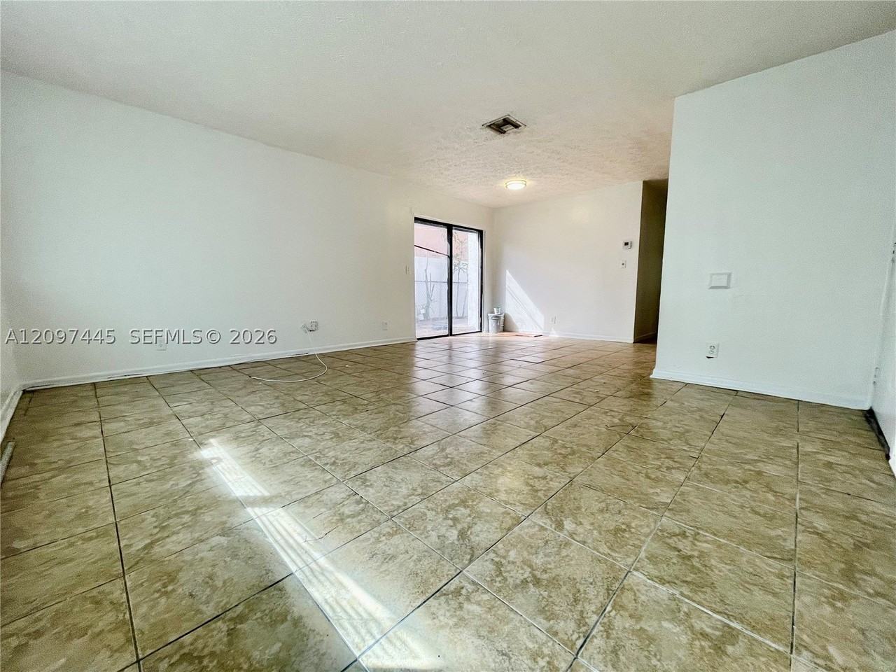 2621 Riverland Dr #B - Photo 4 of 10