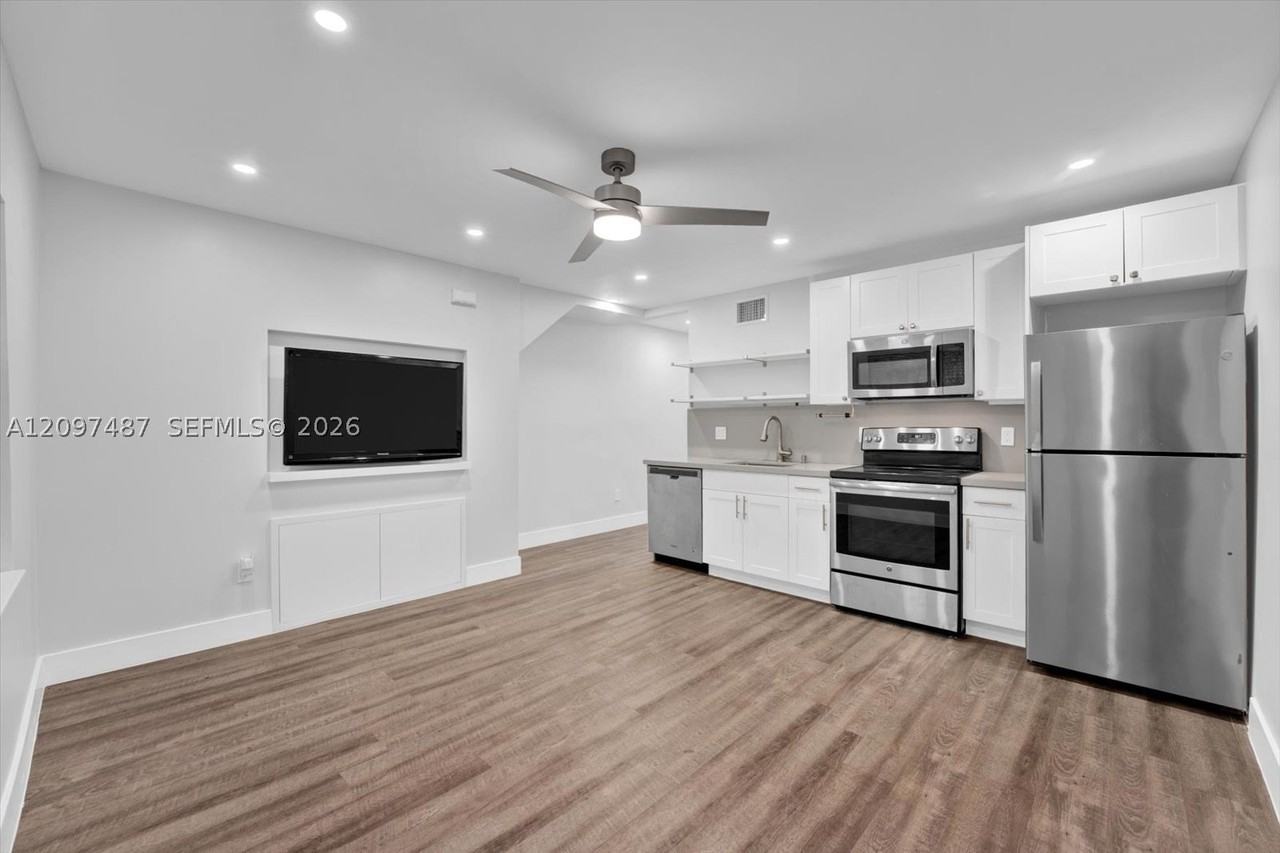 567 Ne 63rd St #2 - Photo 3 of 14