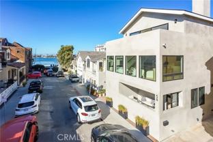 58 66th Pl - Photo 1 of 1