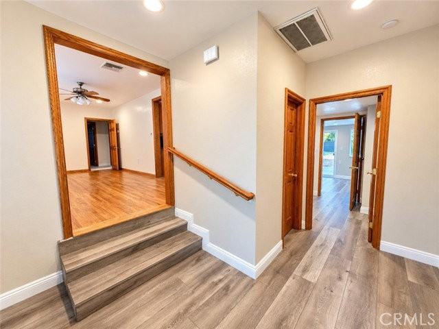 17055 Rayen St - Photo 6 of 8