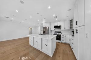 featured image of 7502 Farmdale Ave