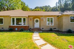 featured image of 2760 E Glenoaks Blvd