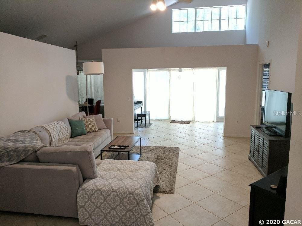5103 Sw 94th St - Photo 3 of 11