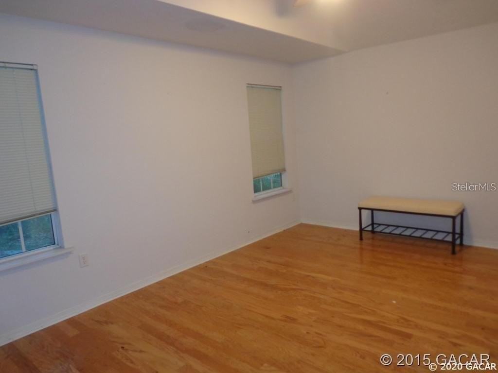 5103 Sw 94th St - Photo 7 of 11