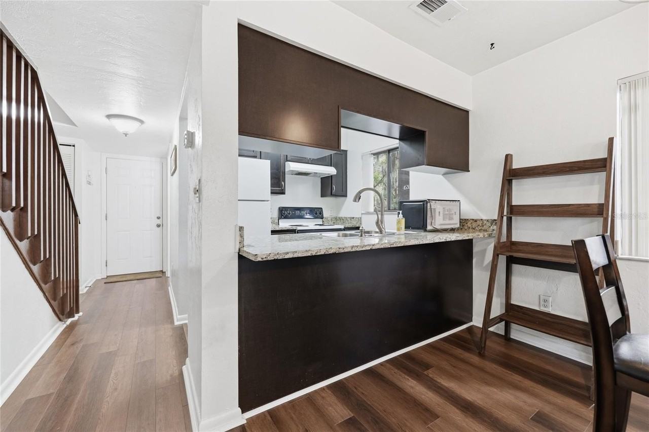 3600 Sw 19th Ave #5D - Photo 6 of 29