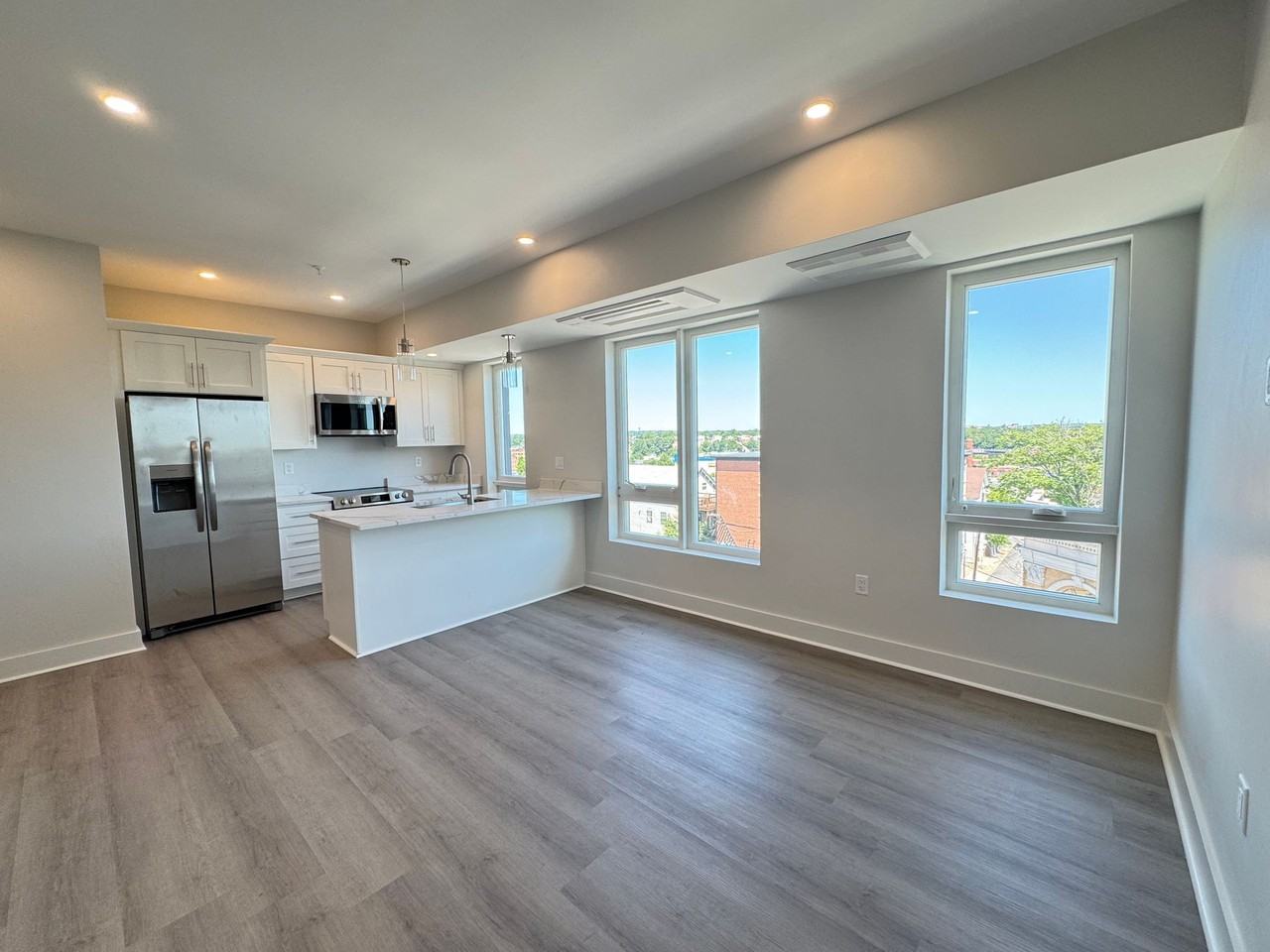 386 Atwells - Photo 4 of 16