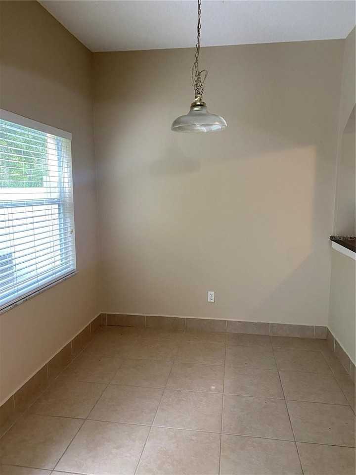 16171 Old Ash Loop - Photo 5 of 35