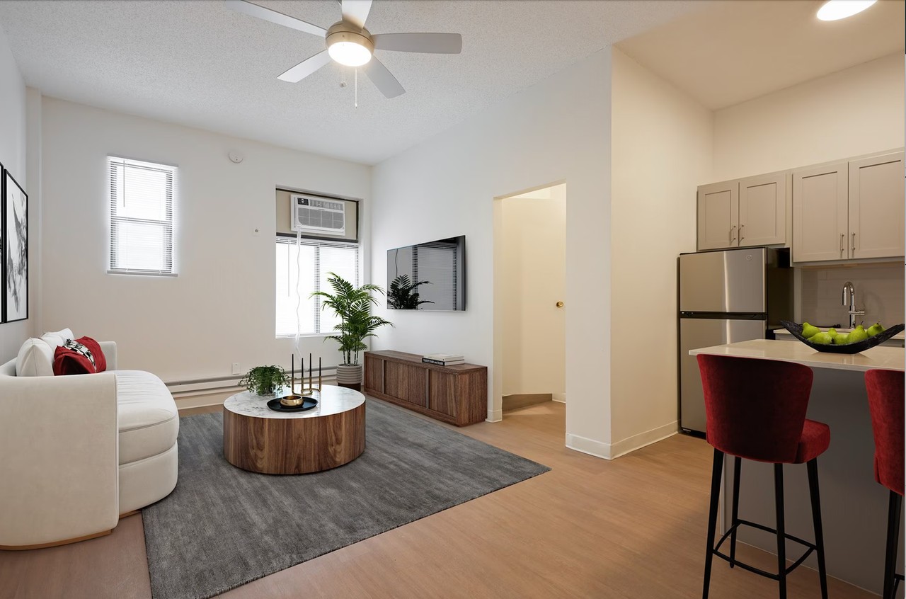 The Buckingham Apartments - Photo 3 of 50