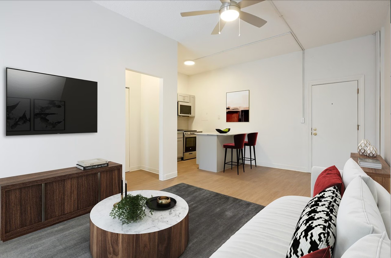 The Buckingham Apartments - Photo 4 of 50