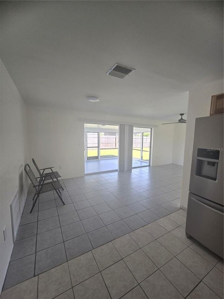 6017 23rd Ave N - Photo 3 of 21