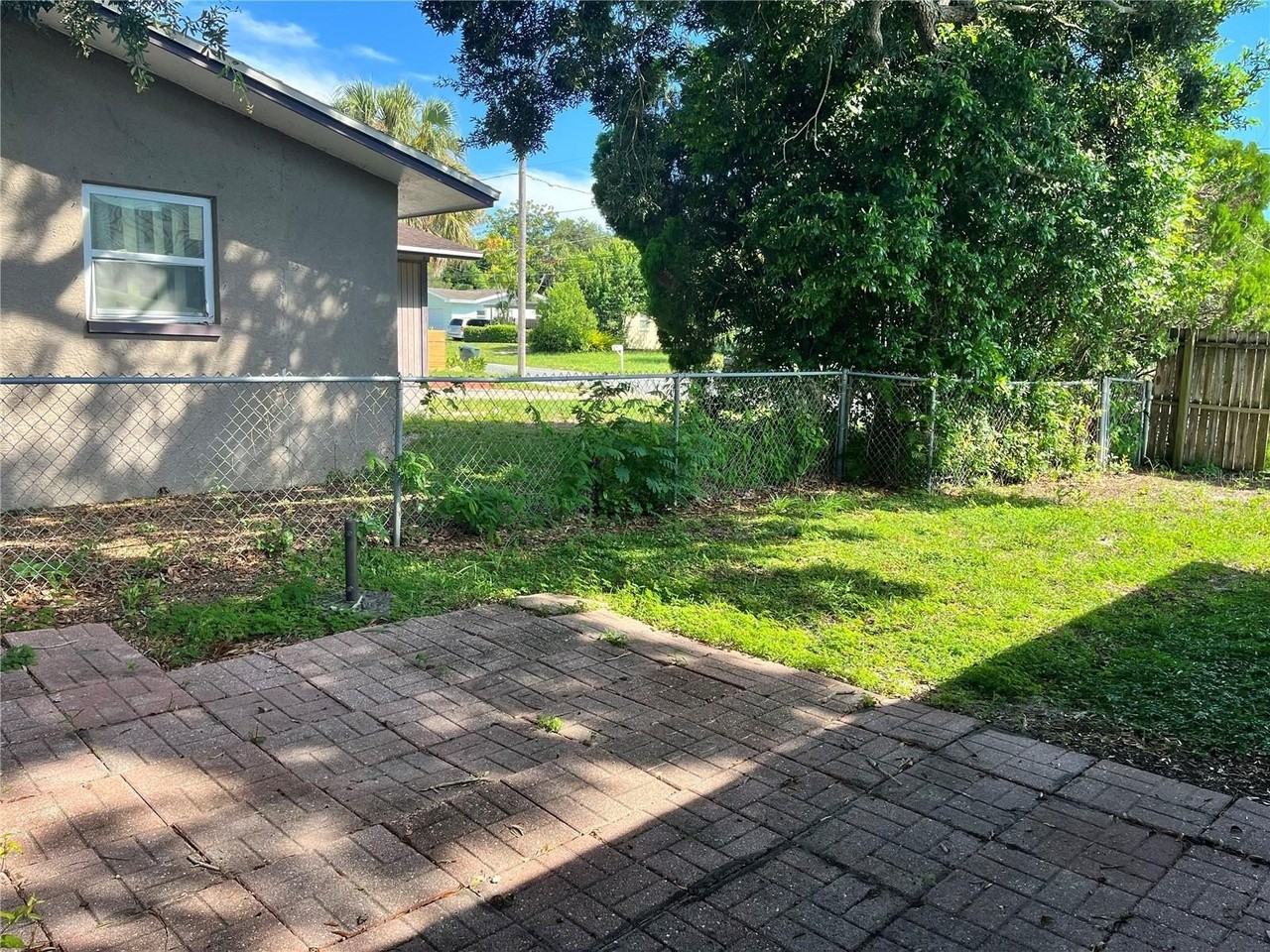 1201 Spalding Rd - Photo 3 of 17