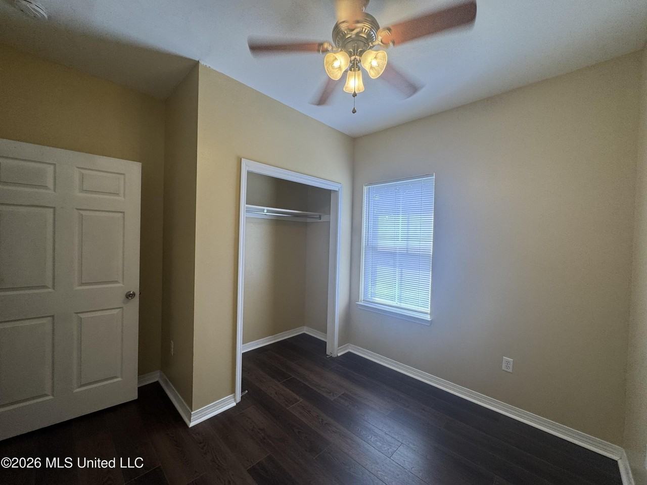 112 Earle Taylor Ln - Photo 4 of 7