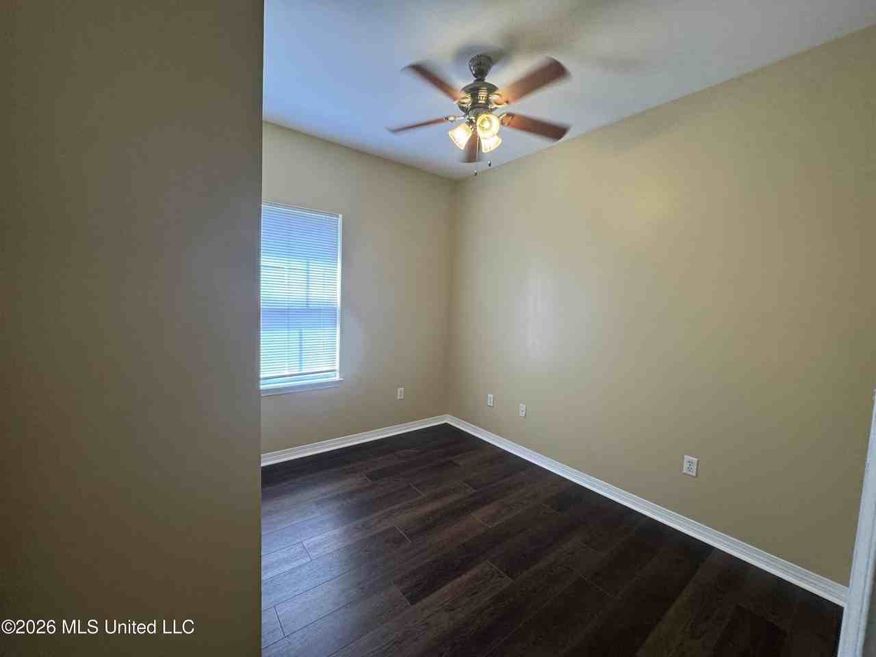 112 Earle Taylor Ln - Photo 6 of 7
