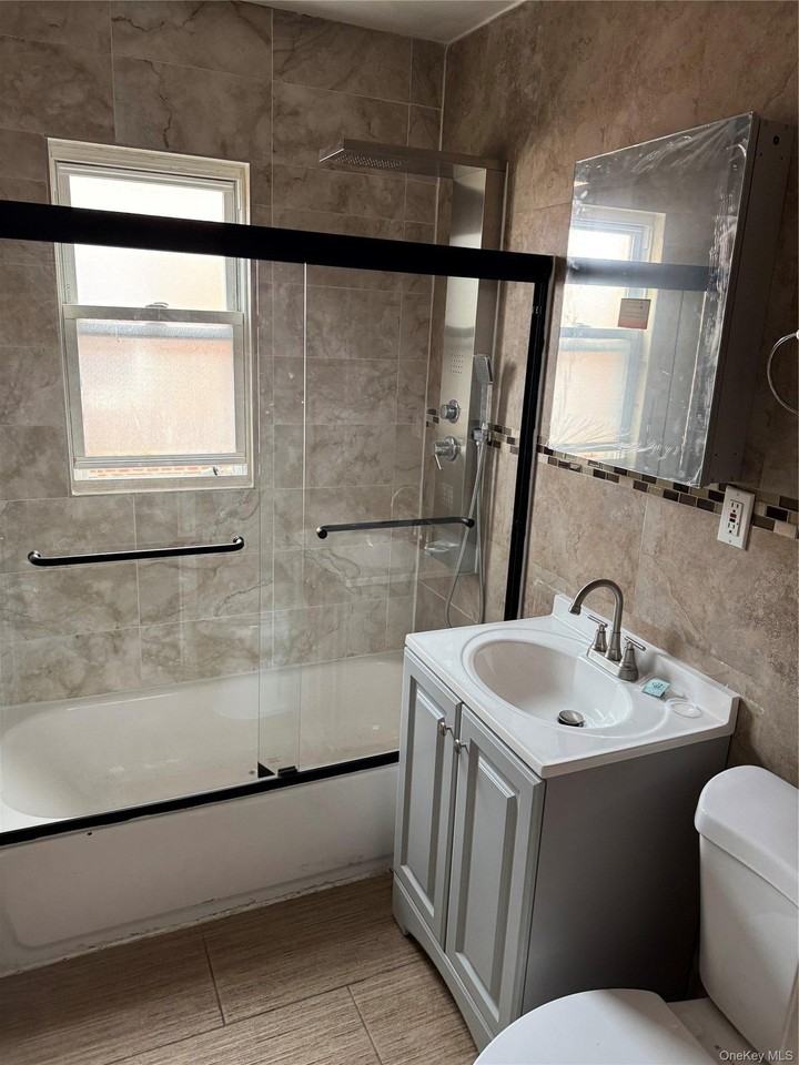 11225 Francis Lewis Blvd - Photo 3 of 6