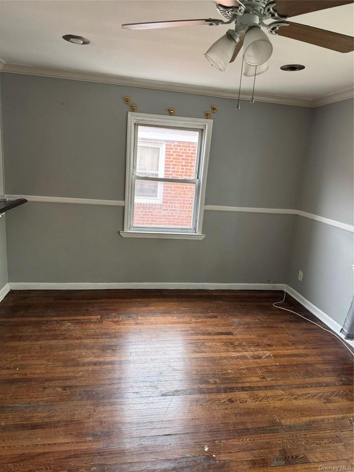 11225 Francis Lewis Blvd - Photo 4 of 6
