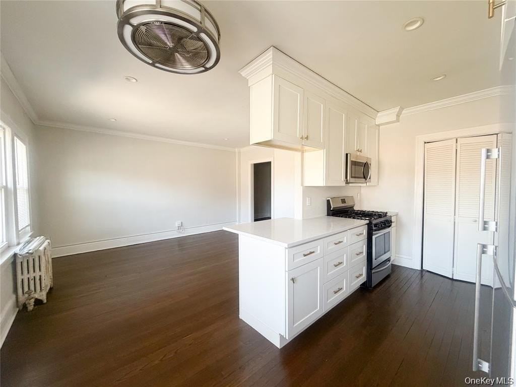 16 Minerva Pl #1C - Photo 4 of 9