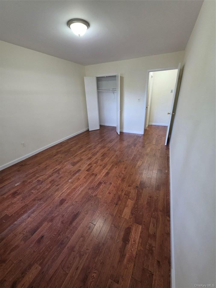 4538 220th Pl - Photo 6 of 10