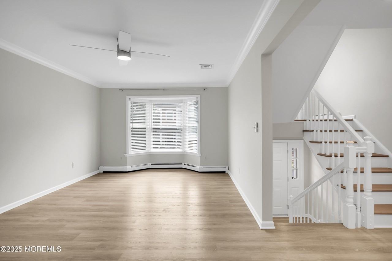 65 E River Rd #12 - Photo 4 of 30