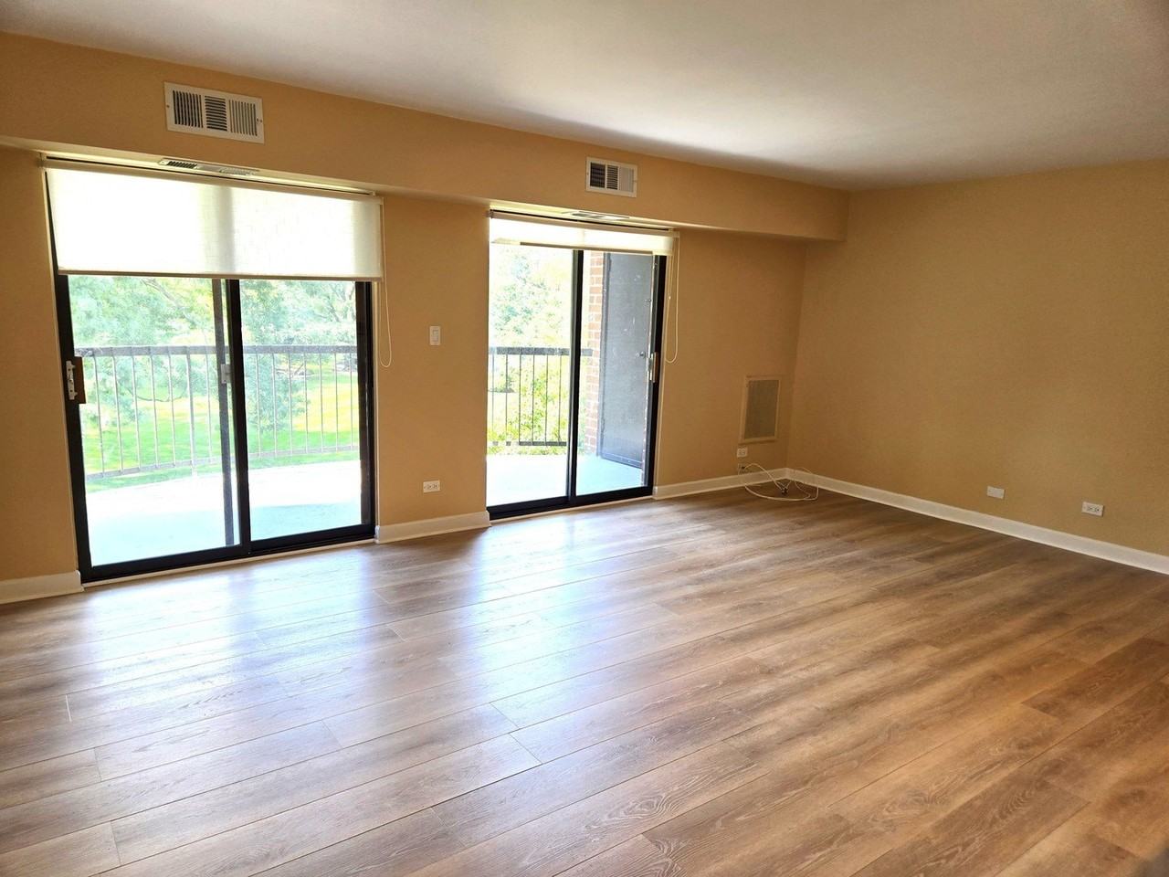 1605 E Central Rd #322C - Photo 5 of 18