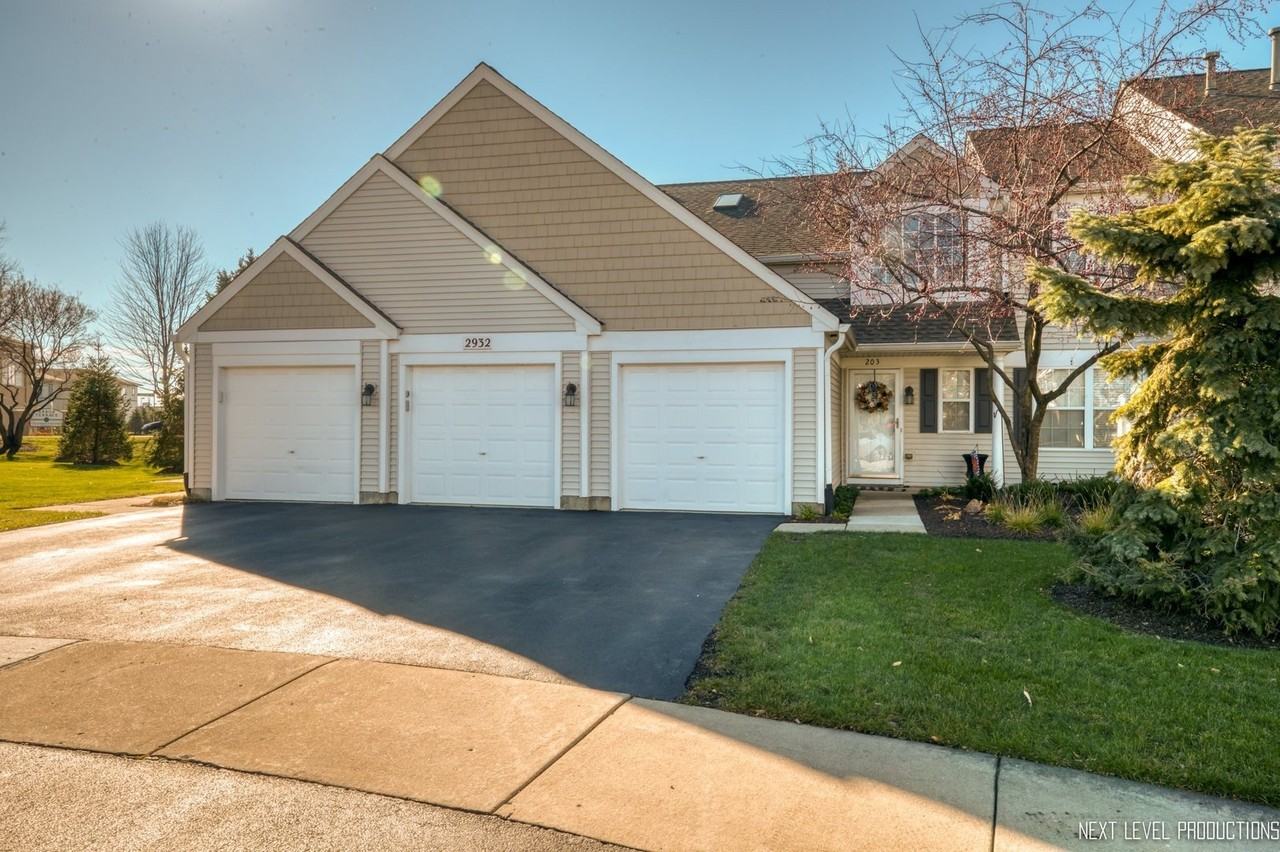 2932 Bartlett Ct #104 - Photo 2 of 14