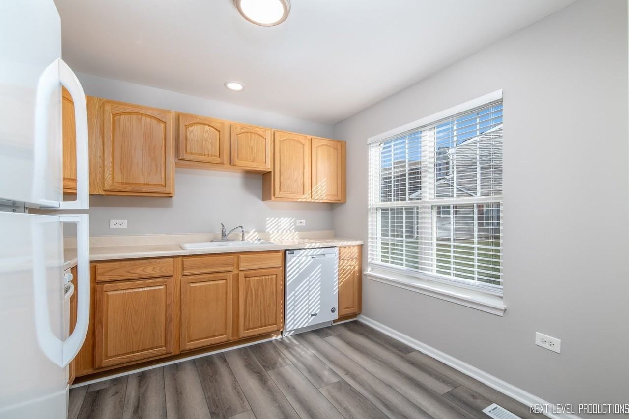 2932 Bartlett Ct #104 - Photo 6 of 14