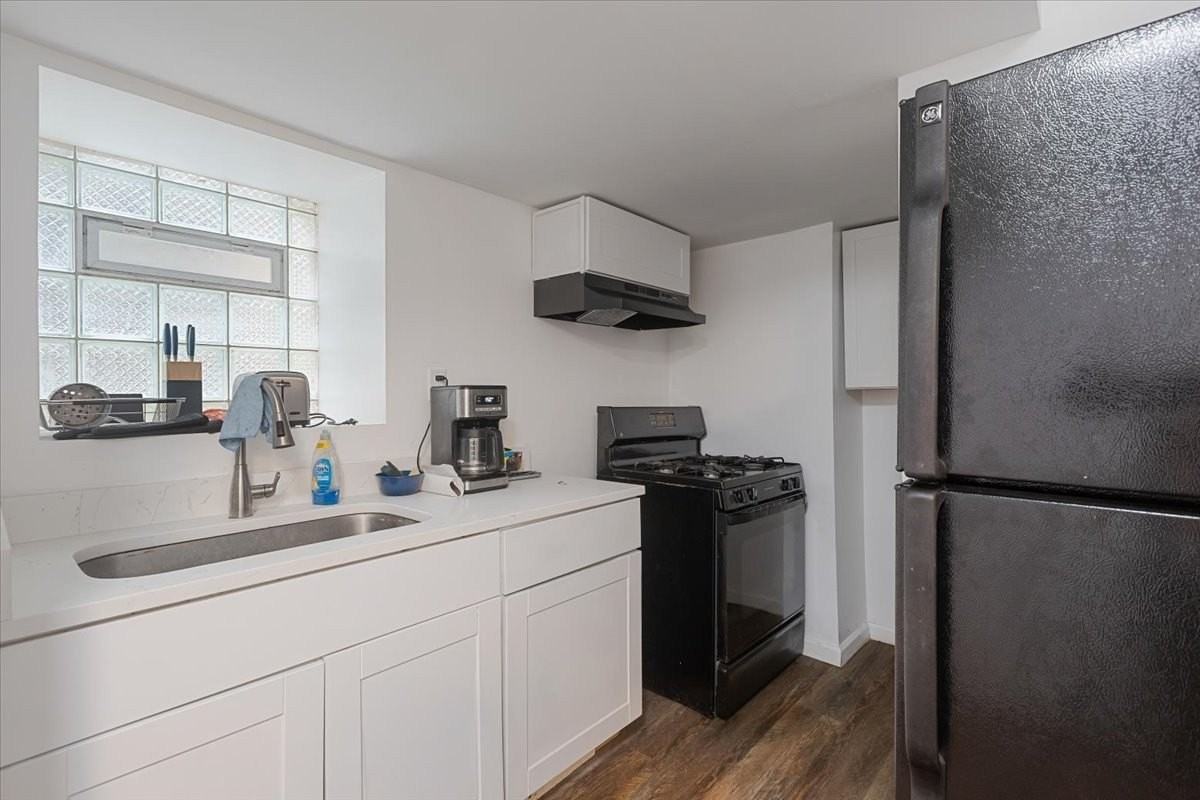 1944 S Springfield Ave #G - Photo 2 of 8
