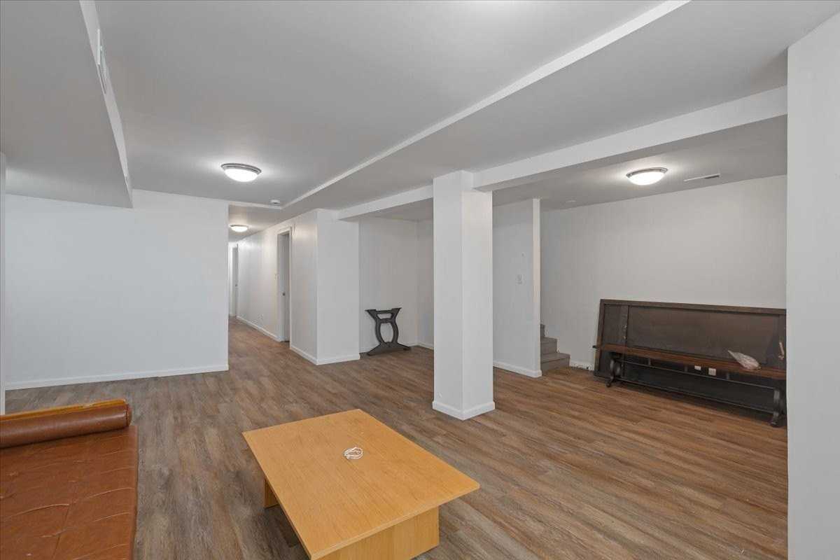 1944 S Springfield Ave #G - Photo 5 of 8