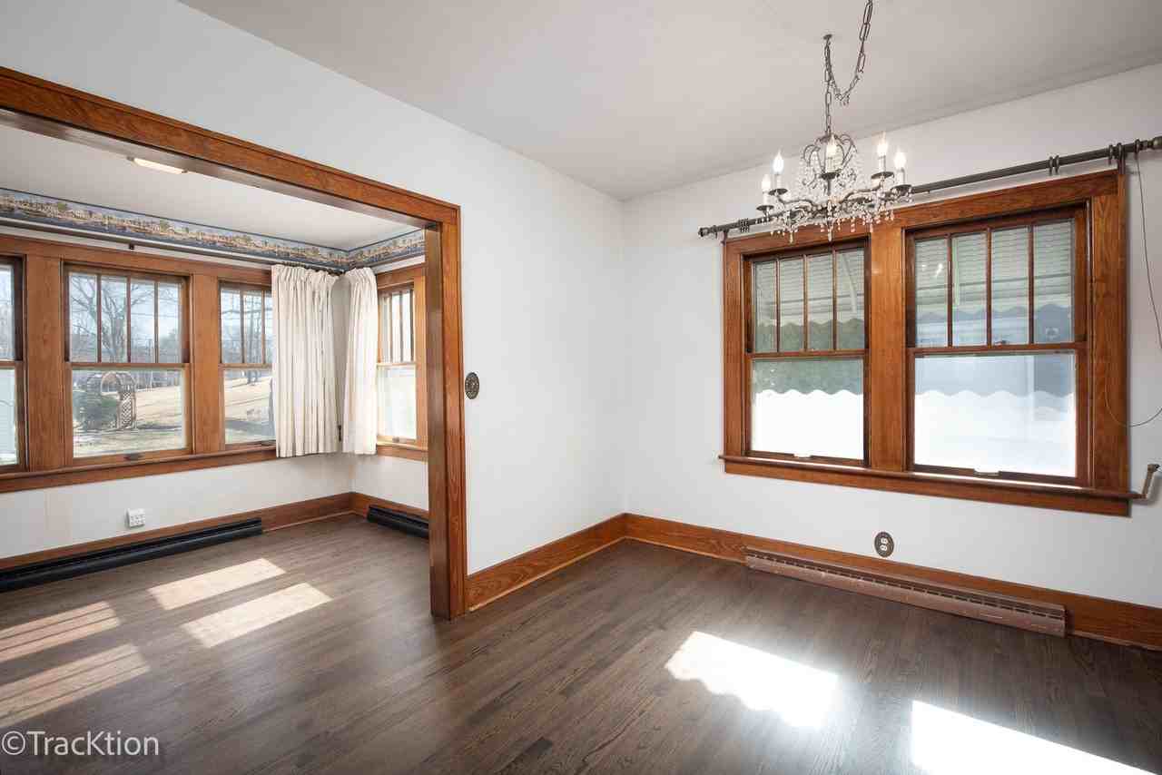5313 Lyman Ave - Photo 5 of 24
