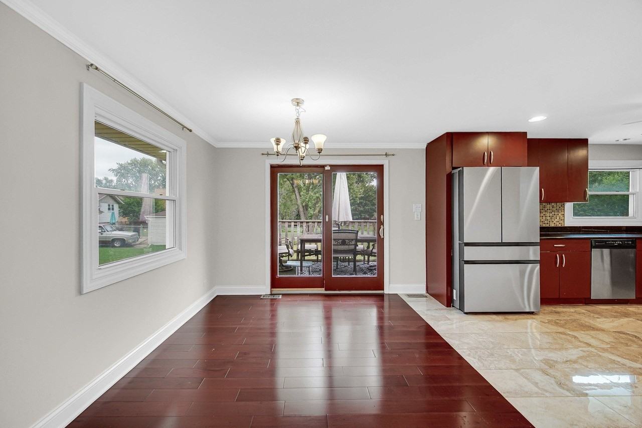 515 Falmouth Ln - Photo 6 of 22