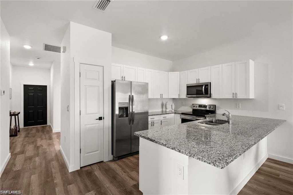 2439 Ted Ave S - Photo 3 of 12