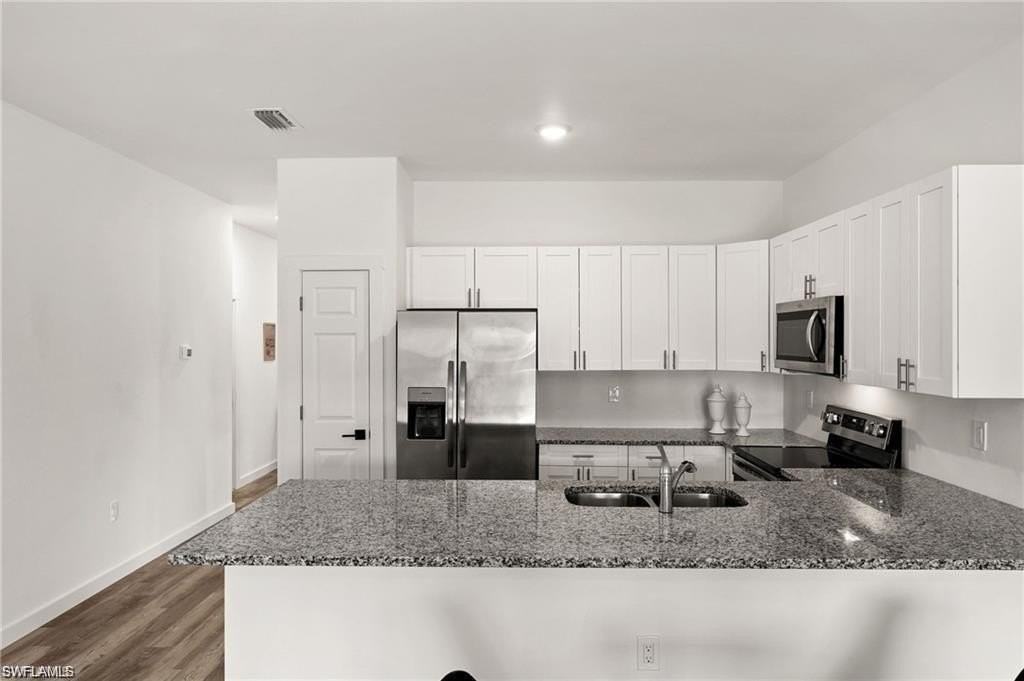 2439 Ted Ave S - Photo 4 of 12