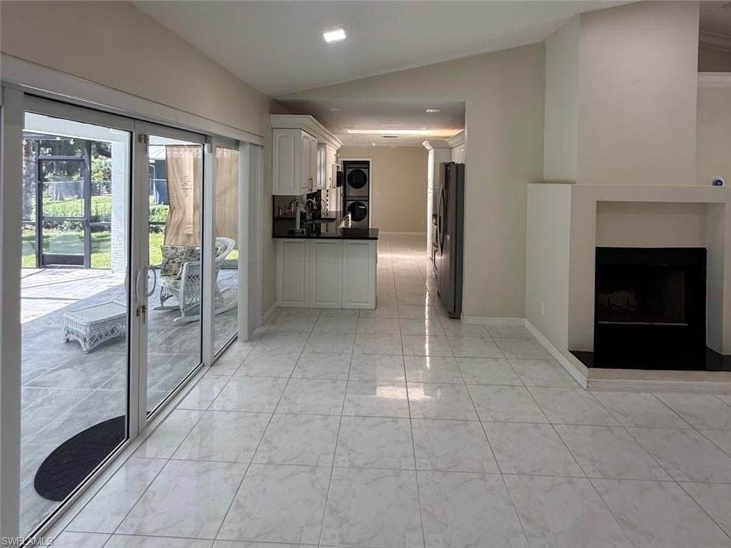 510 12th Ave Nw - Photo 5 of 19