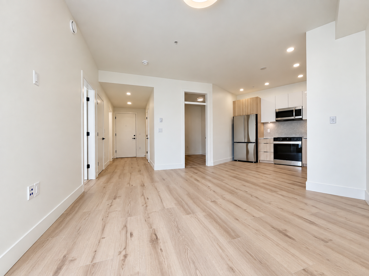 20769 Fraser Highway #622 - Photo 2 of 18