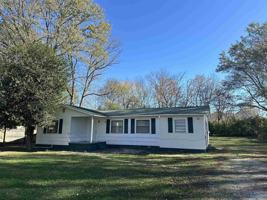 featured image of 131 R Hammond Ct