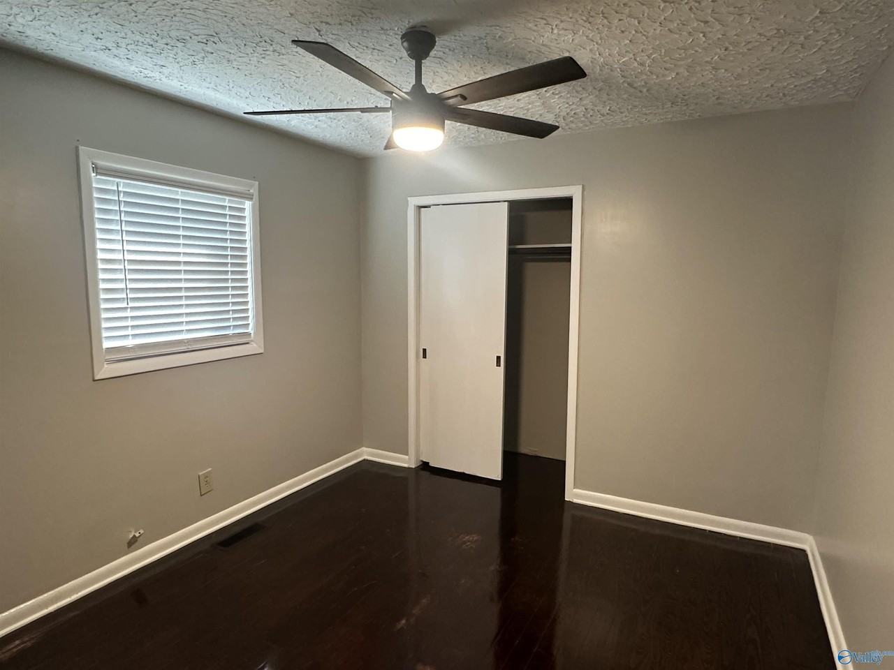 131 R Hammond Ct - Photo 6 of 13