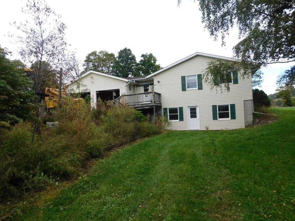 579 Dean Creek Rd - Photo 2 of 13