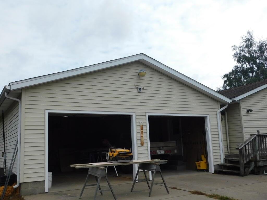 579 Dean Creek Rd - Photo 3 of 13