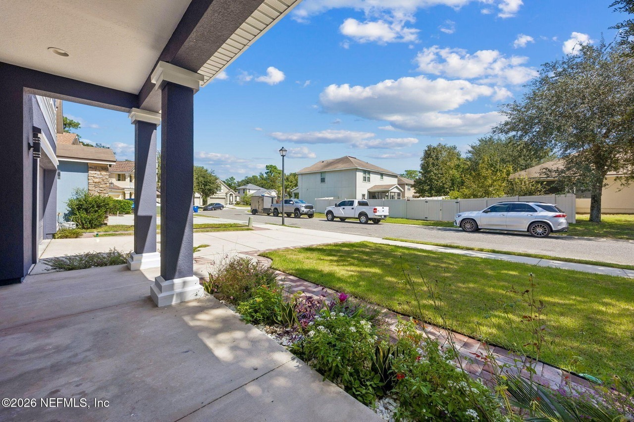 154 Auburn Oaks Rd W - Photo 5 of 45