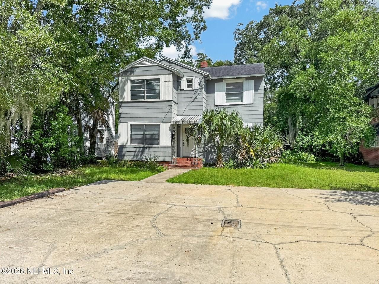 1547 Flagler Ave - Photo 2 of 33
