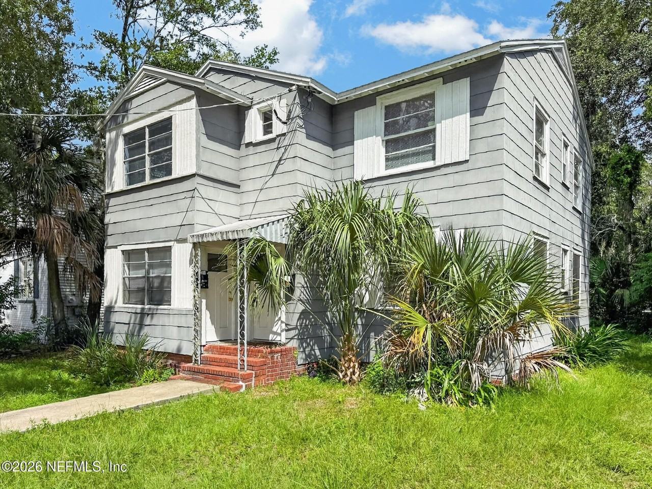 1547 Flagler Ave - Photo 3 of 33