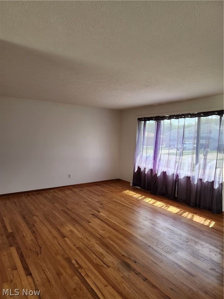 12020 Denver Dr - Photo 2 of 21