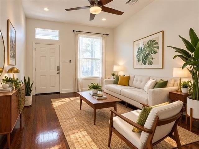 1213 Leonidas St - Photo 4 of 22