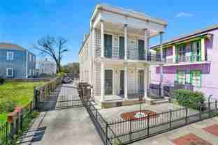 1423 N Claiborne Ave #B - Photo 1 of 1