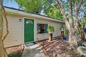 featured image of 680 Hutchinson St